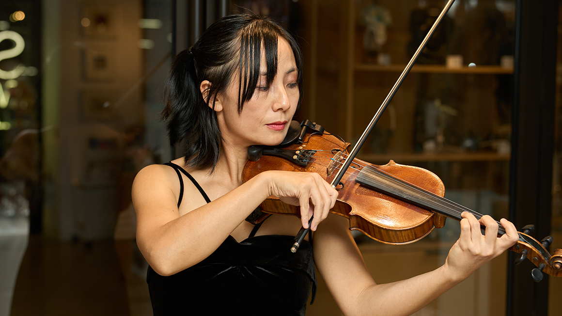 2025October23_dav00577_DavidLipnowskiPhotography copy